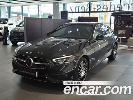 Mercedes-Benz C-Class 2025