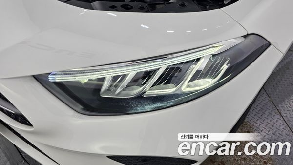 Mercedes-Benz A-Class 2025, фото 8