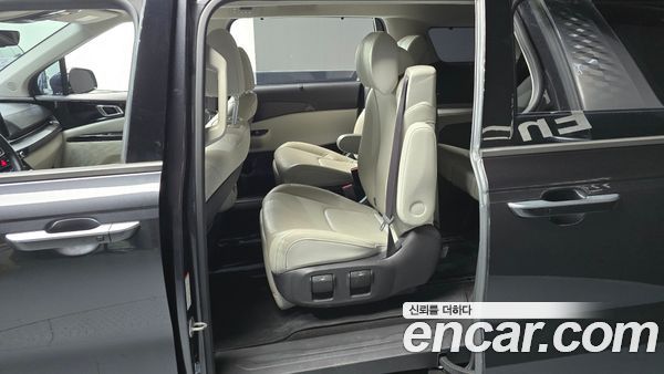 Kia Carnival 2021, фото 11