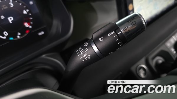 Land Rover Defender 2020, фото 30