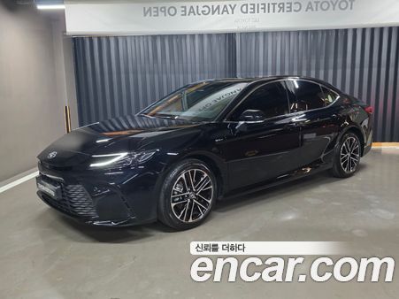 Toyota Camry 2025