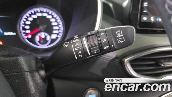 Hyundai Santa Fe 2023, фото 29