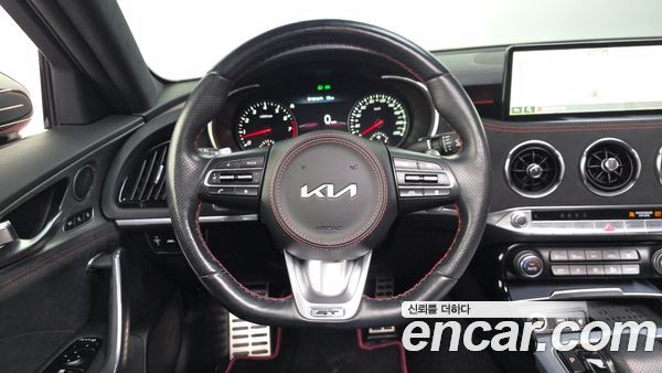 Kia Stinger 2023, фото 20