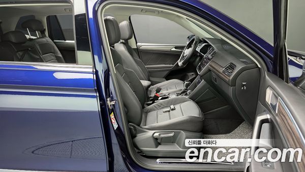 Volkswagen Tiguan 2023, фото 16