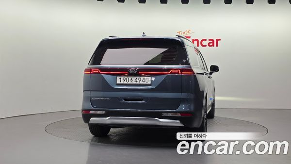 Kia Carnival 2021, фото 4