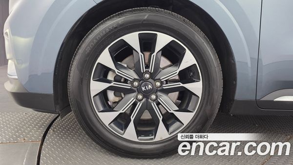 Kia Carnival 2021, фото 5
