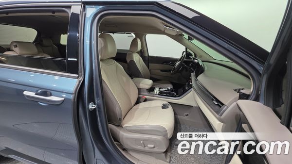 Kia Carnival 2021, фото 16