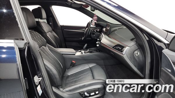 BMW Gran Turismo 2023, фото 15