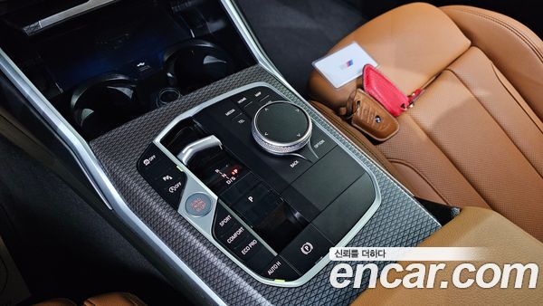 BMW 3 Series 2024, фото 12
