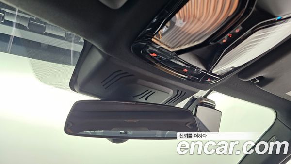 BMW 3 Series 2024, фото 29
