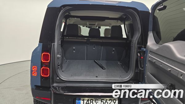 Land Rover Defender 2023, фото 26