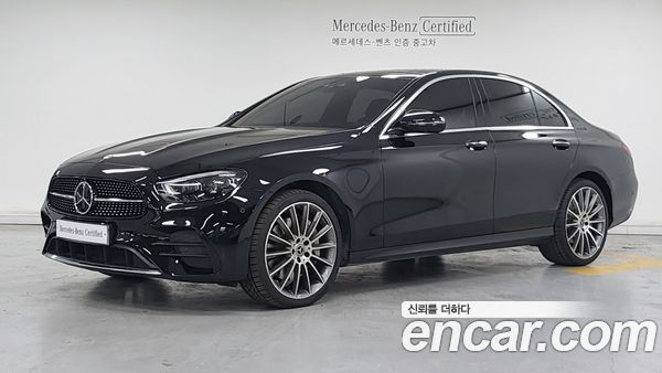 Mercedes-Benz E-Class 2022
