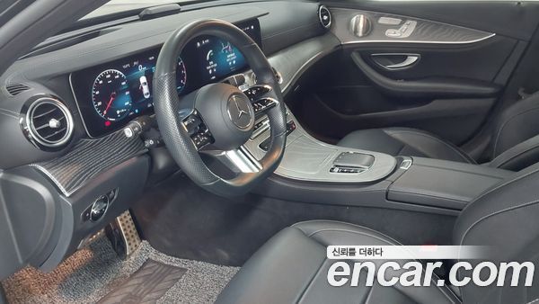 Mercedes-Benz E-Class 2022, фото 14