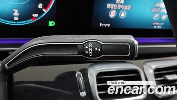 Mercedes-Benz GLE 2023, фото 20