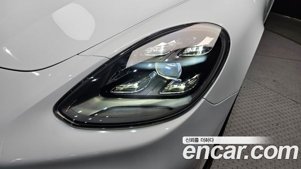 Porsche Panamera 2022, фото 8