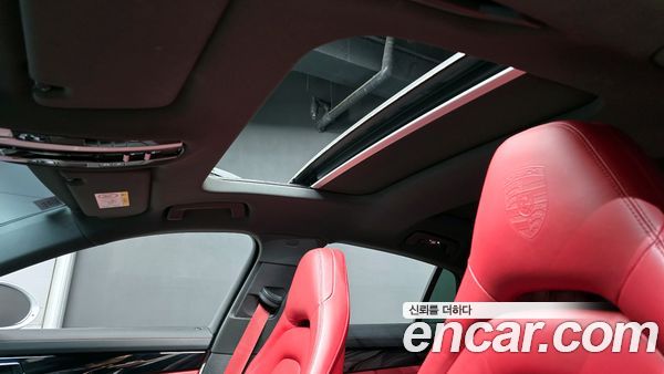 Porsche Panamera 2022, фото 29