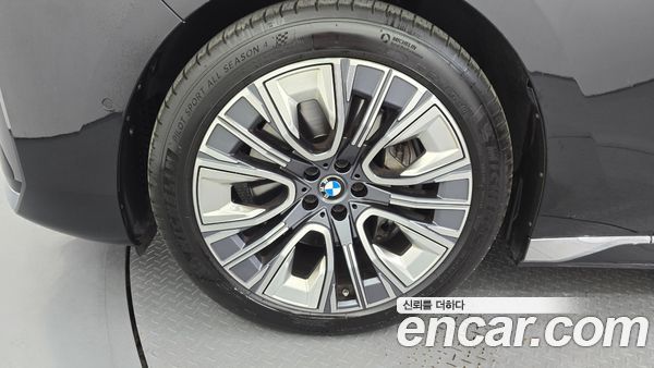 BMW 7 Series 2023, фото 5