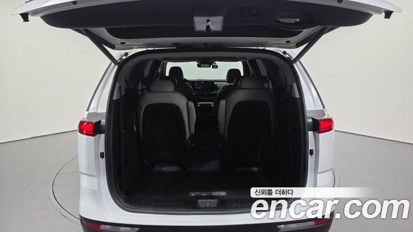 Kia Carnival 2021, фото 20
