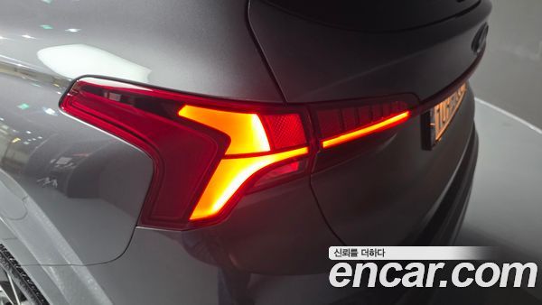 Hyundai Santa Fe 2021, фото 9