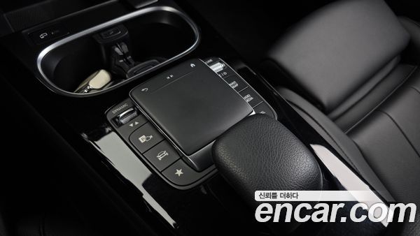 Mercedes-Benz A-Class 2023, фото 29