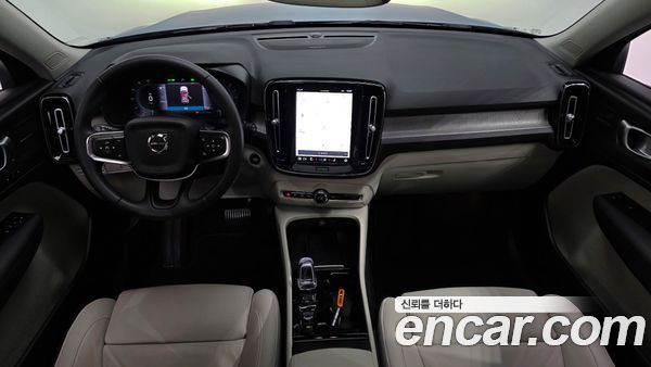 Volvo XC40 2023, фото 10
