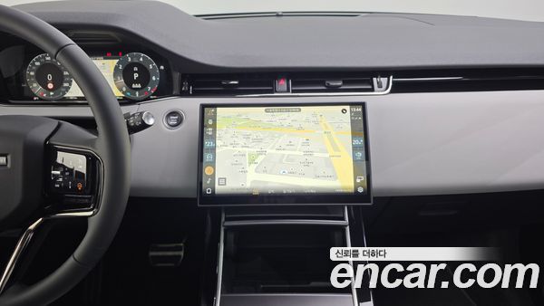 Land Rover Range Rover Evoque 2026, фото 14