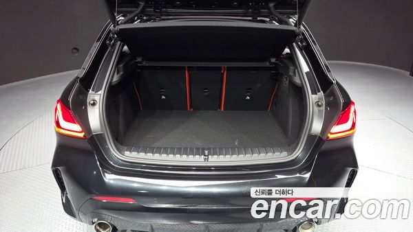 BMW 1 Series 2021, фото 20