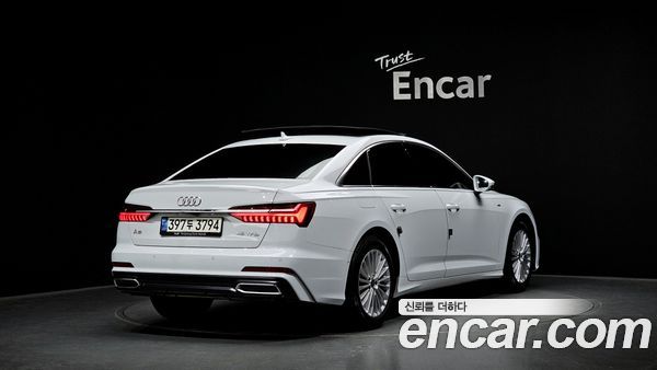 Audi A6 2021, фото 2