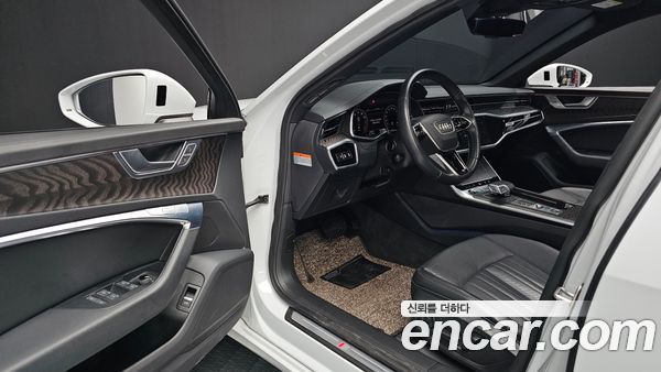 Audi A6 2021, фото 17