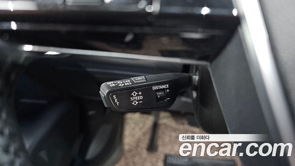 Audi A6 2021, фото 30
