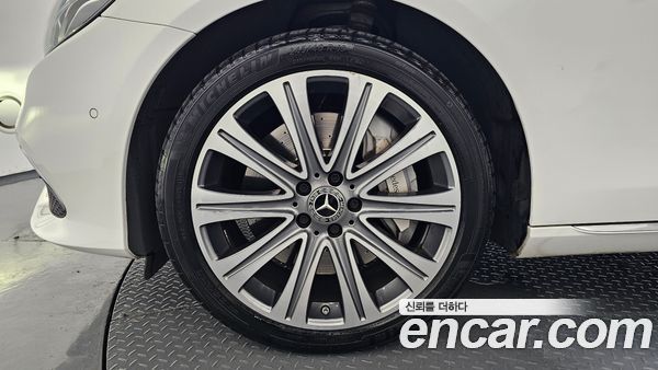 Mercedes-Benz E-Class 2020, фото 5