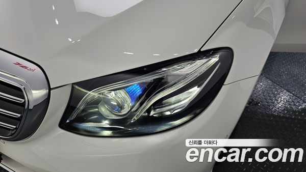 Mercedes-Benz E-Class 2020, фото 8