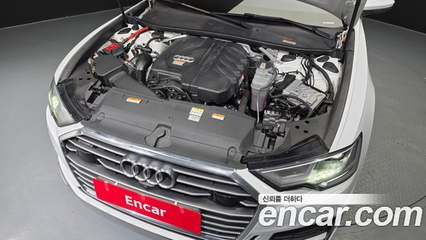 Audi A6 2023, фото 6