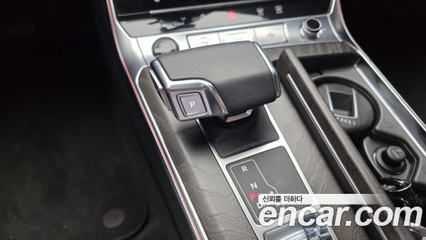 Audi A6 2023, фото 12