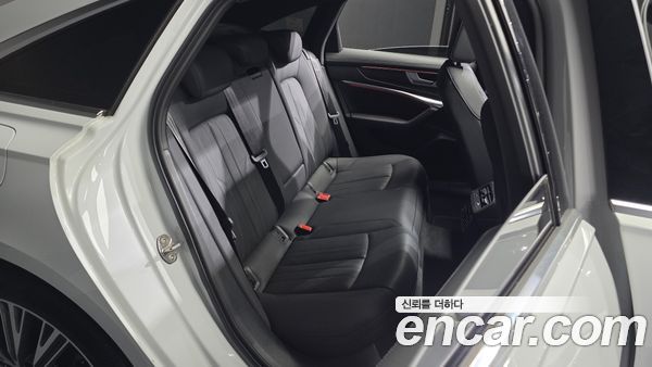 Audi A6 2023, фото 16