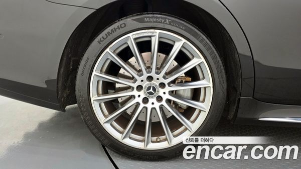Mercedes-Benz S-Class 2022, фото 5