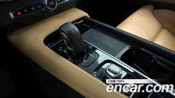 Volvo V90 2021, фото 12
