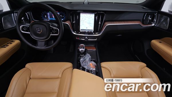 Volvo S60 2023, фото 9