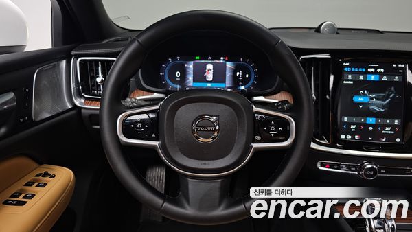 Volvo S60 2023, фото 17