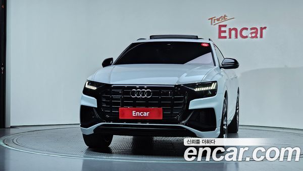 Audi Q8 2023, фото 3
