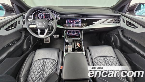Audi Q8 2023, фото 10