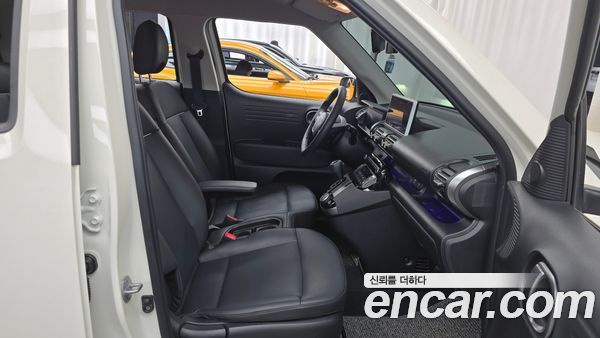 Hyundai Casper 2025, фото 16
