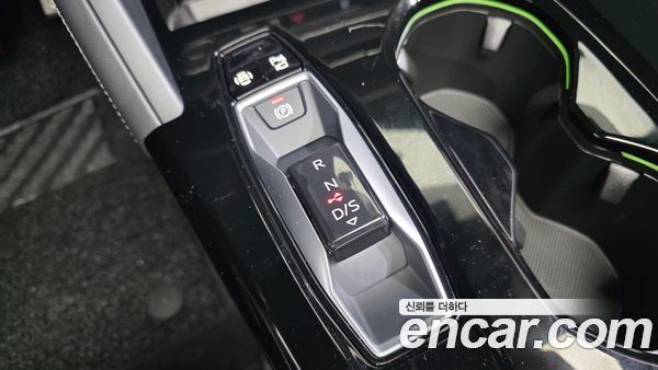 Audi Q5 2025, фото 9
