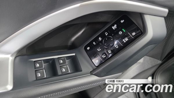 Audi Q5 2025, фото 14