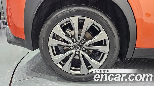 Lexus UX 2024, фото 5