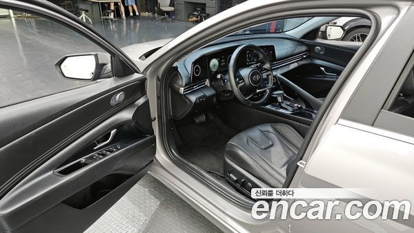 Hyundai Elantra 2021, фото 13