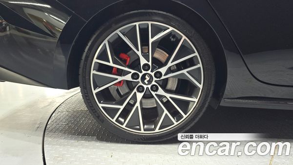 Hyundai Elantra 2022, фото 5