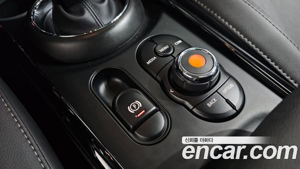 MINI CLUBMAN 2022, фото 29