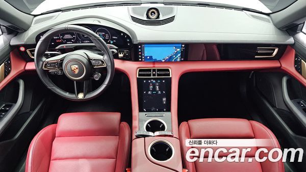 Porsche Taycan 2023, фото 10