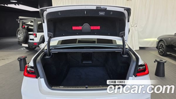 BMW 7 Series 2022, фото 26